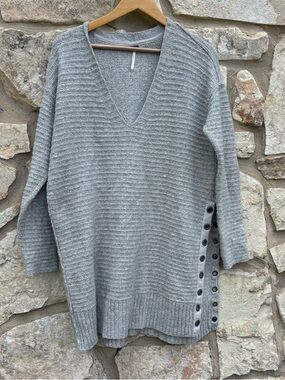 Free People "Heart It Laces" oversized sweater in grey size small